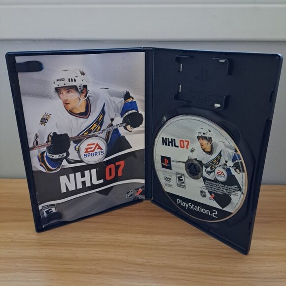 NHL 07 (Sony PlayStation 2, 2006) Untested - Picture 4 of 5